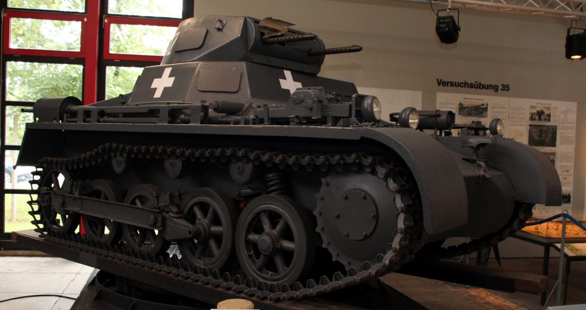Panzerkampfwagen I (PzKpfw I) 